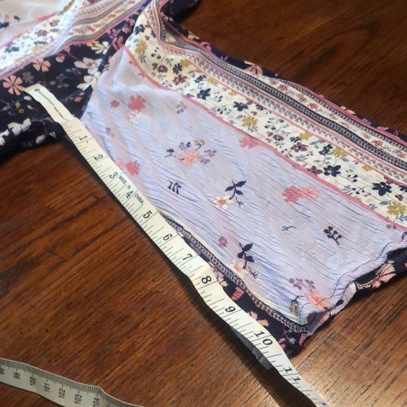 Ana peasant boho style tie top - Picture 13 of 13